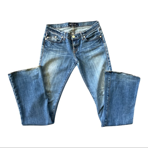 Sexy Rock & Republic low rise bootcut jeans. - Picture 1 of 5